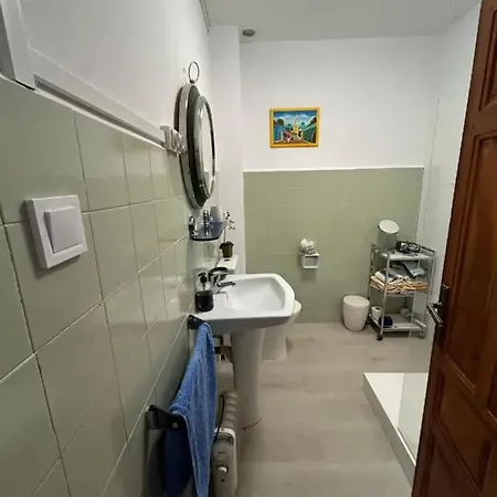 Holiday home Spacious House In With Garden Valdeande