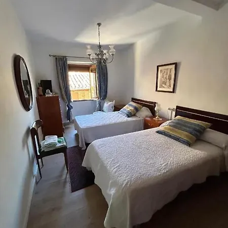 Spacious House In With Garden Holiday home Valdeande