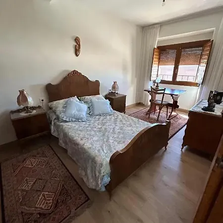 Holiday home Spacious House In With Garden *
